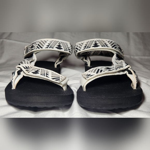 Teva Original Universal Sandal Black & White Size 7 - Picture 2 of 5